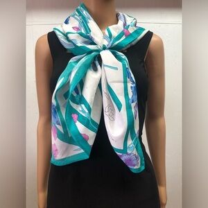 Peters & Ashley blue,purple and fuchsia iris spring summer wrap scarf
